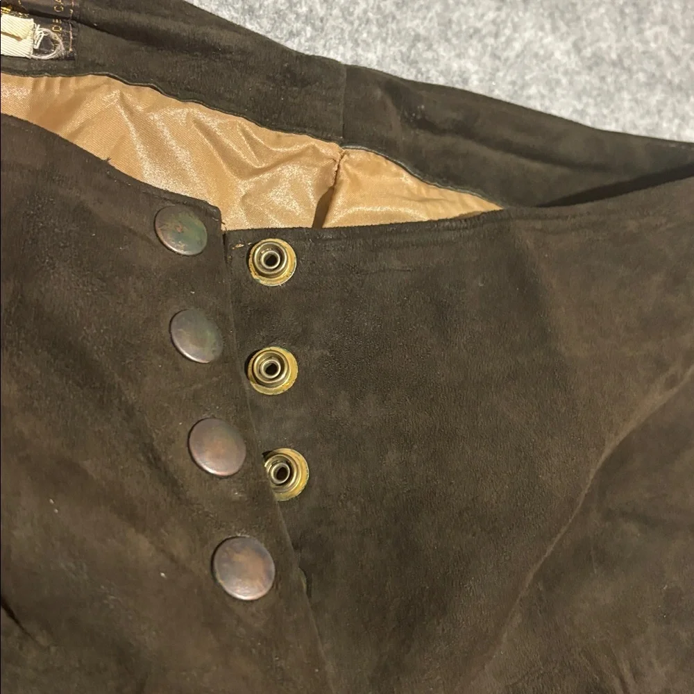 Vintage Black Leather Vest with Embroidered Trim - Picture 12 of 13